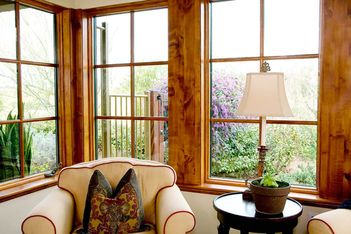 Окна из дерева - лучшее решение для дома
